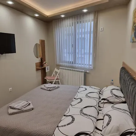 Flowers Apartman