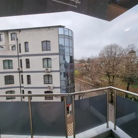 Flowers Appartement Dobritch