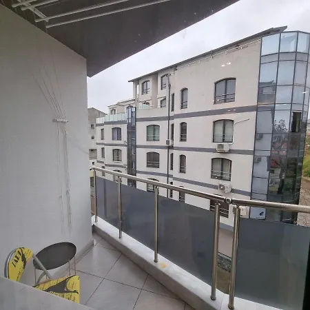 Apartament Flowers Dobricz